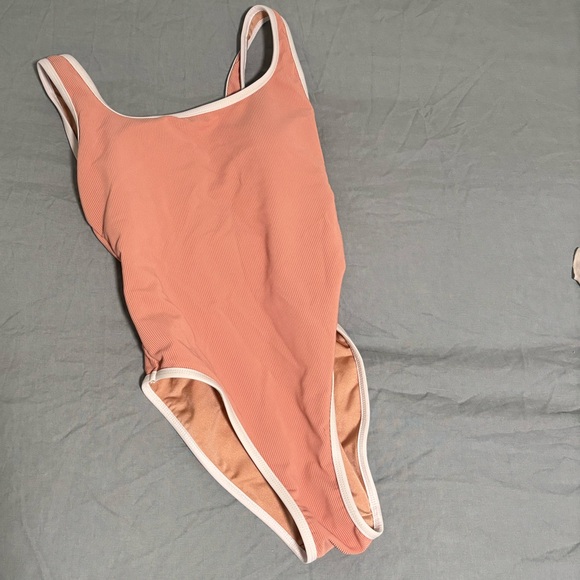 ❤️ SOLD OUT Ocean Isle One Piece- Mauve - Picture 2 of 9